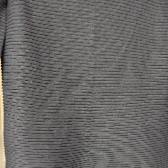 Gray Sweater by Red sizeM - Picture 5 of 8